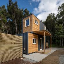 Nowoczesny Dom Modułowy z Kontenerów – Styl Industrial Loft