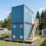 Luksusowy Domek Modułowy z Kontenerów | Nowoczesność i Styl Industrialny - tył